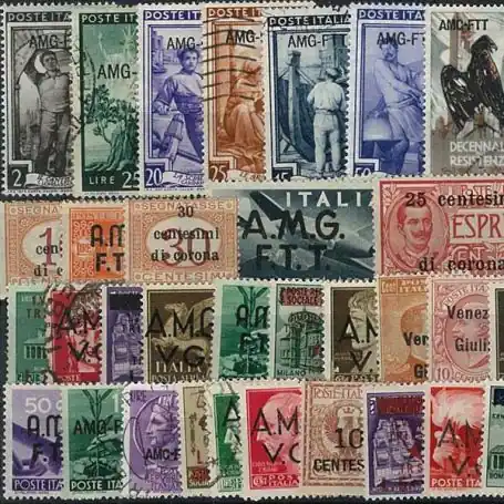 Collection de timbres Trieste oblitérés Dernier Modèle