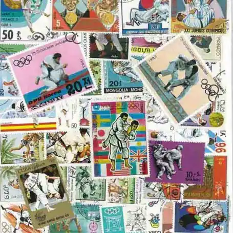 Livraison Gratuite Collection de timbres Arts Martiaux oblitérés