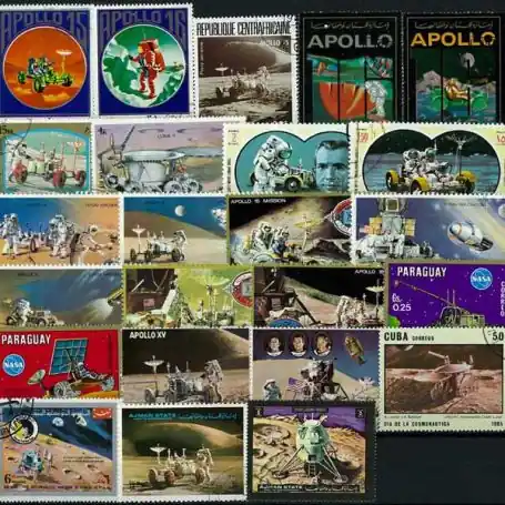 Collection de timbres Voitures Lunaires oblitérés Produit De Marque