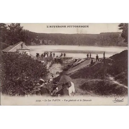 Marque Carte postale 63 - Le lac Pavin - Vue du deversoir - Animee
