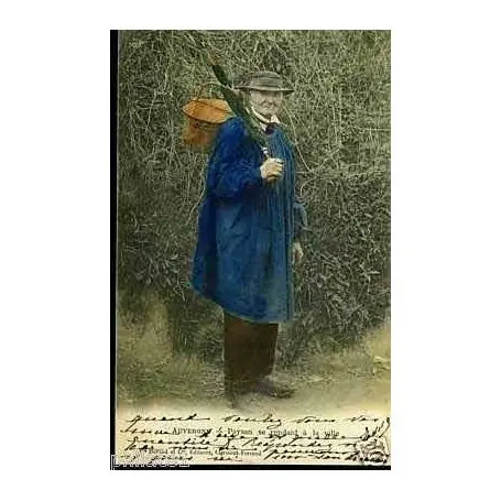 Carte postale 63 - Paysan se rendant a la ville Offre Exclusive