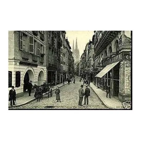 Carte postale 64 - Bayonne - La rue Port-Neuf Vente Directe