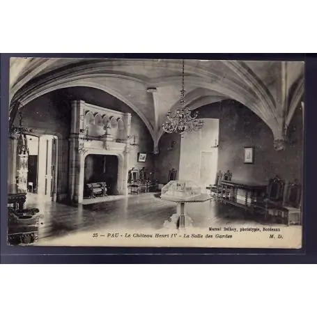 Affaire À Saisir Carte postale 64 - Pau - le chateau Henri IV - la salle des Gardes - Voyage - Dos divise