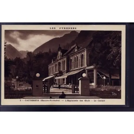 Carte postale 65 - Cauterets - l' Esplanade des oeufs - le casino - Voyage - Dos divise Offre Du Jour