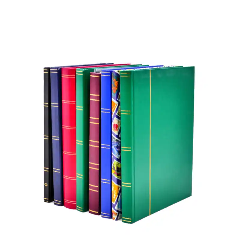 Nouvel Arrivage Lot massif de timbres du monde neufs et oblitérés en 8 albums.