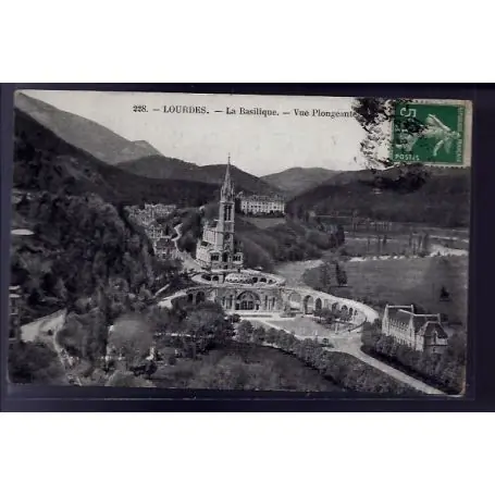 Retour Gratuit Carte postale 65 - Lourdes - la Basilique - vue plongeante - Voyage - Dos divise