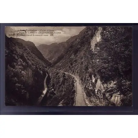 Achat Immédiat Carte postale 65 - Vallee d' Ossau - Route de Laruns aux Eaux-chaudes - l'ancienne et la no