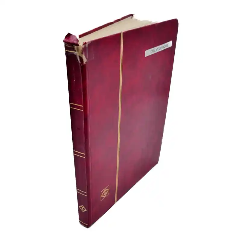 Achat Immédiat Lot de timbres de Tchécoslovaquie oblitérés en un album.