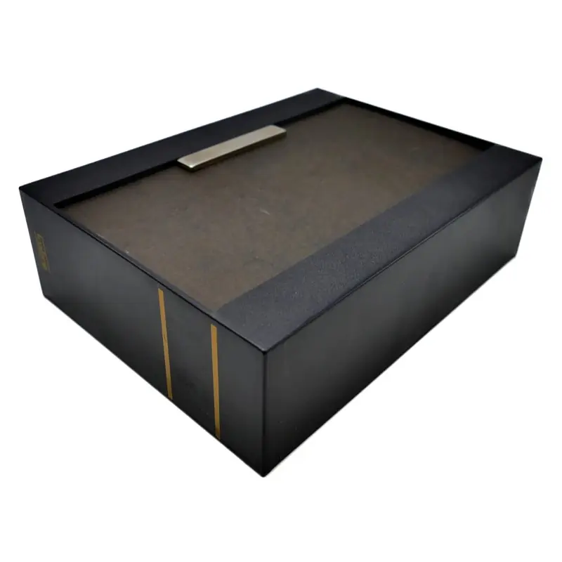 France lot de 100 lettres taxées du 20ème siècle. Offre Du Jour