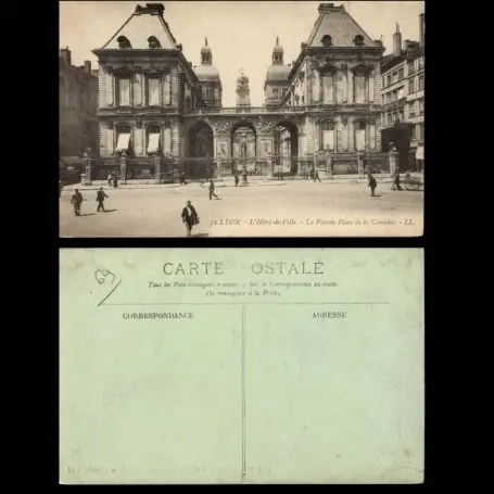 Authentique Carte postale 69 - Lyon - L'Hotel de ville - Facade place de la comedie