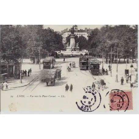 Carte postale 69 - Lyon - Vue vers la place carnot - Tramways Réduction