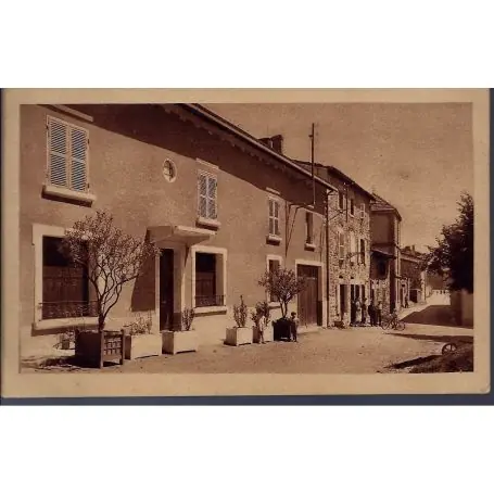 Carte postale 69 - St-Laurent-d'Agny - Avenue de la gare Prix Réduit