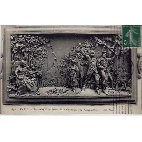 Carte postale 75 - Bas-relief de la Statue de la Republique 1880 Commander Vite