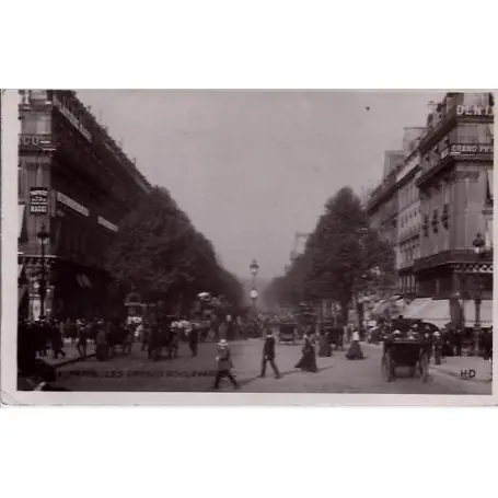 Carte postale 75 - Les Grands Boulevards Livraison Gratuite