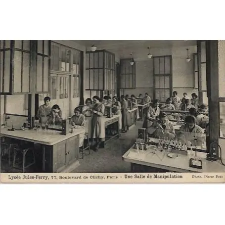 Carte postale 75 - Lycee Jules Ferry Must-Have