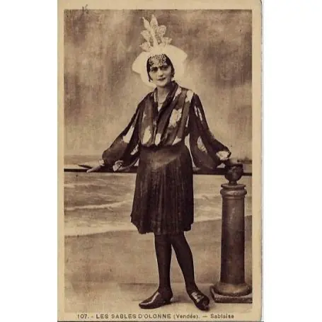 Bon Plan Carte postale 85 - Les sables d'Olonne -Sablaise - Non voyage - Dos divise