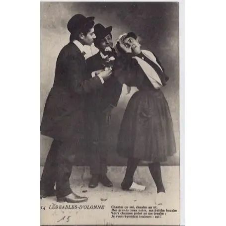 Garantie Incluse Carte postale 85 - Les sables d'Olonne -trois personnages - Voyage - Dos non divise