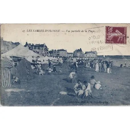 Carte postale 85 - Sables d'Olonne - Vue partielle de la plage Authentique