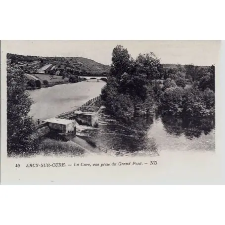 Carte postale 89 - Arcy/Cure - La cure prise du Grand Pont Exclusif