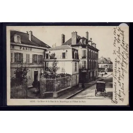 Offre Du Jour Carte postale 89 - Sens - Le haut de la rue de la Republique et l' Hotel de Paris - Voyag