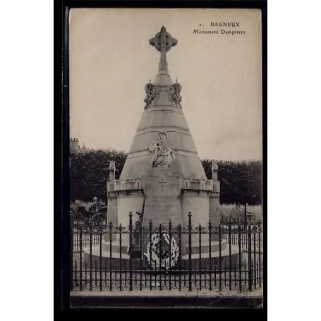 Carte postale 92 - Bagneux - Monument Dampierre - Voyage - Dos divise Prix Bas