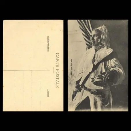 Soldes LE Maroc illustre - Femme marocaine