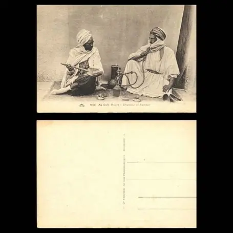 Maroc - Au cafe Maure - Chanteur et fumeur Meilleure Vente