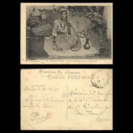 Maroc - Oudjda - Type de mauresque fumant la Narguila - Beau plan Remise