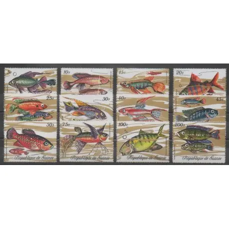 Certifié Guinée - 1971 - No 428/439 - Animaux marins
