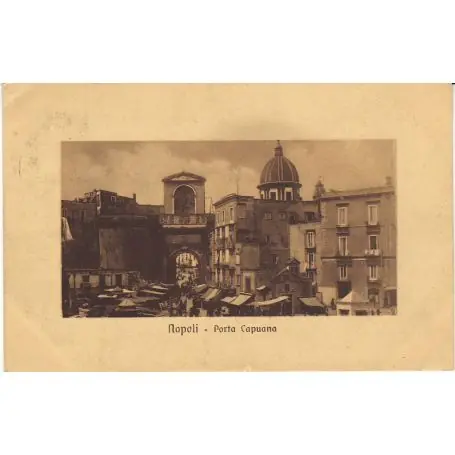 Italie - Napoli - Porta Capuana Tendance