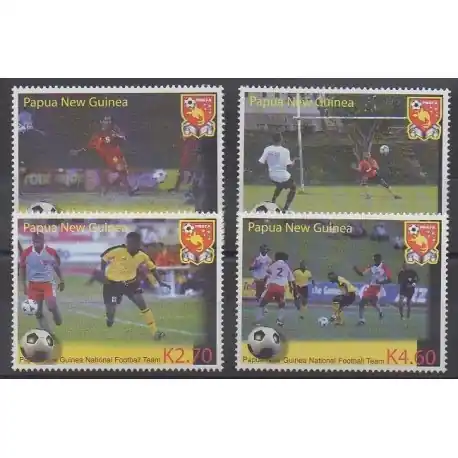 Papouasie-Nouvelle-Guinée - 2004 - No 1008/1011 - Football Nouveauté