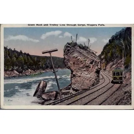 Vente Flash USA - Giant rock & Trolley line through Gorge