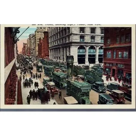 Dernière Chance USA New York 5th Av Traffic showing Signal Tower