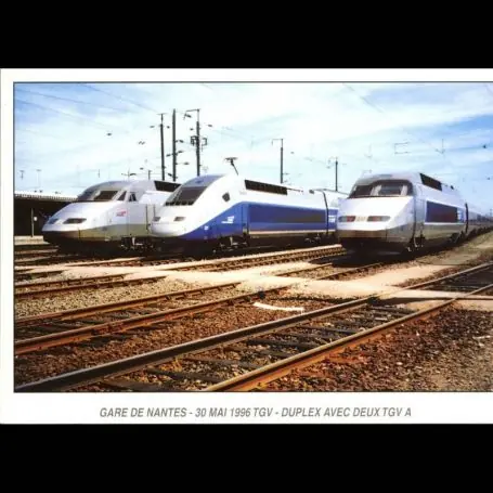 TGV Duplex (Rame 201) entre deux TGV Atlantique a la gare de Nantes le 30 mai 1996 - Carte neuve Fait Main