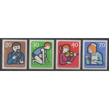 Allemagne occidentale (RFA - Berlin) - 1974 - No 430/433 - Enfance Bon Plan