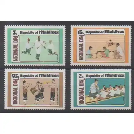 Maldives - 1980 - No 794/797 - Folklore Prix Bas