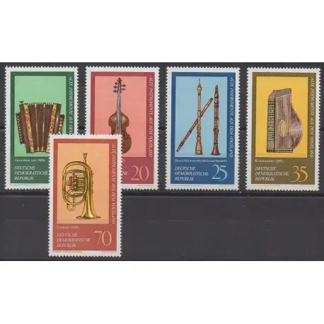 Allemagne orientale (RDA) - 1977 - No 1900/1904 - Musique En Vogue