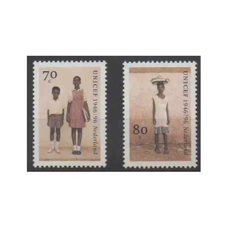 Pays-Bas - 1996 - No 1554/1555 - Enfance En Vogue