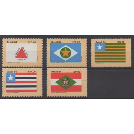 Populaire Brésil - 1984 - No 1698/1702 - Drapeaux