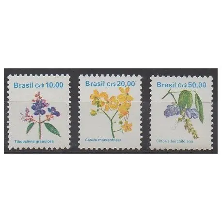 Brésil - 1990 - No 1957 et 1963/1964 - Fleurs Commander Maintenant